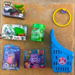 Toy Mini Brands (7 items)